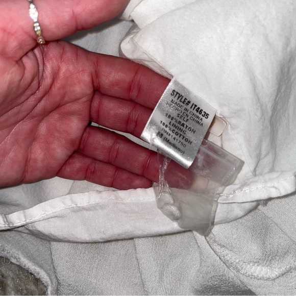 Orange Creek baby doll style 3/4 button down white embroidered boho flowy top - Picture 8 of 12